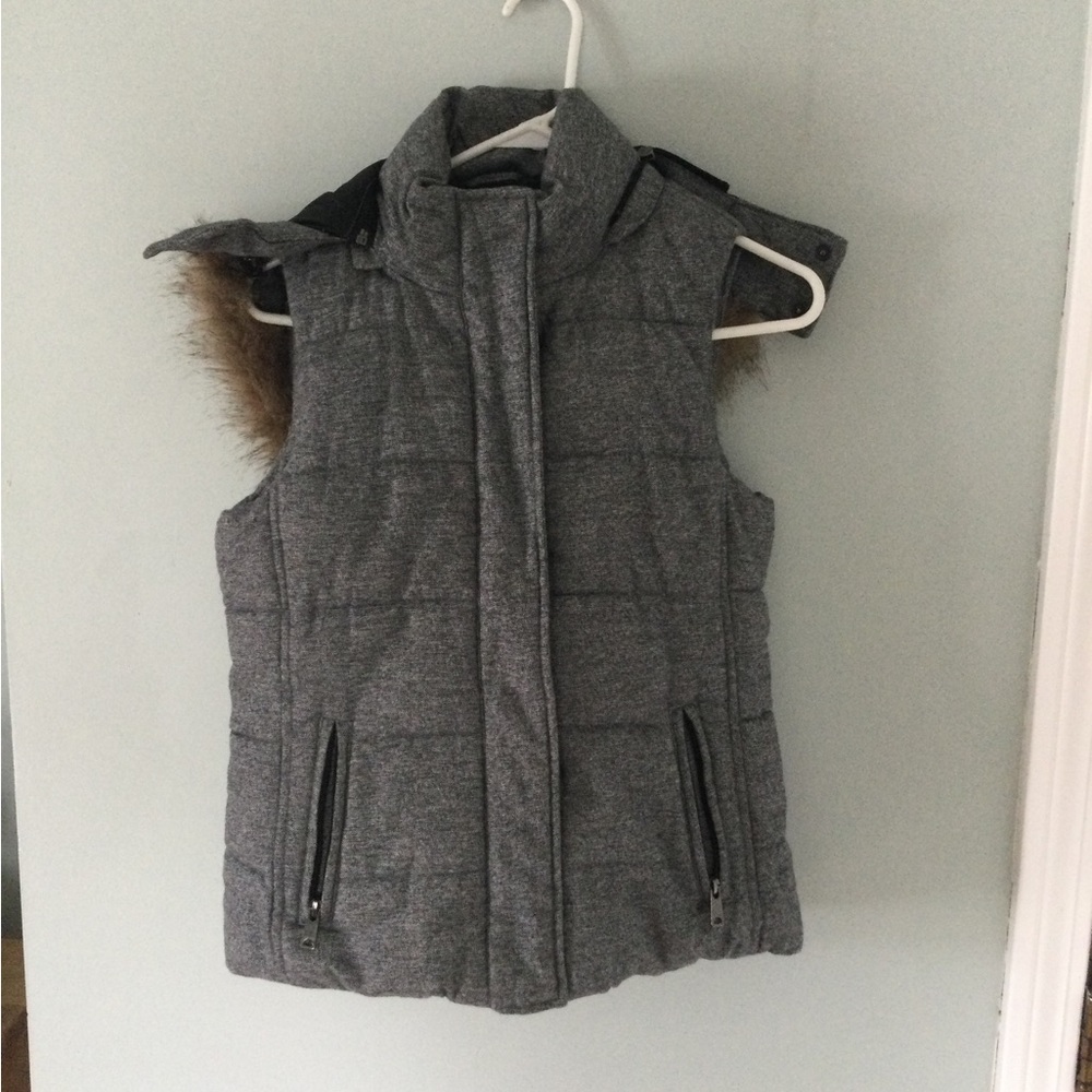 Sherpa lined vest with hood